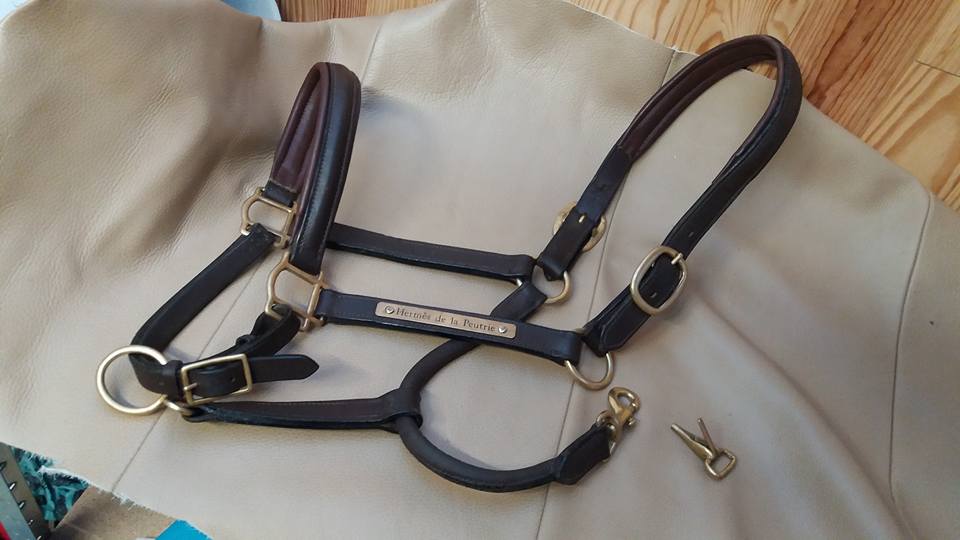 Les cuirs d'Agathe - Artisan Cuir 505847168 2837339826451037 6528414128434851916 N